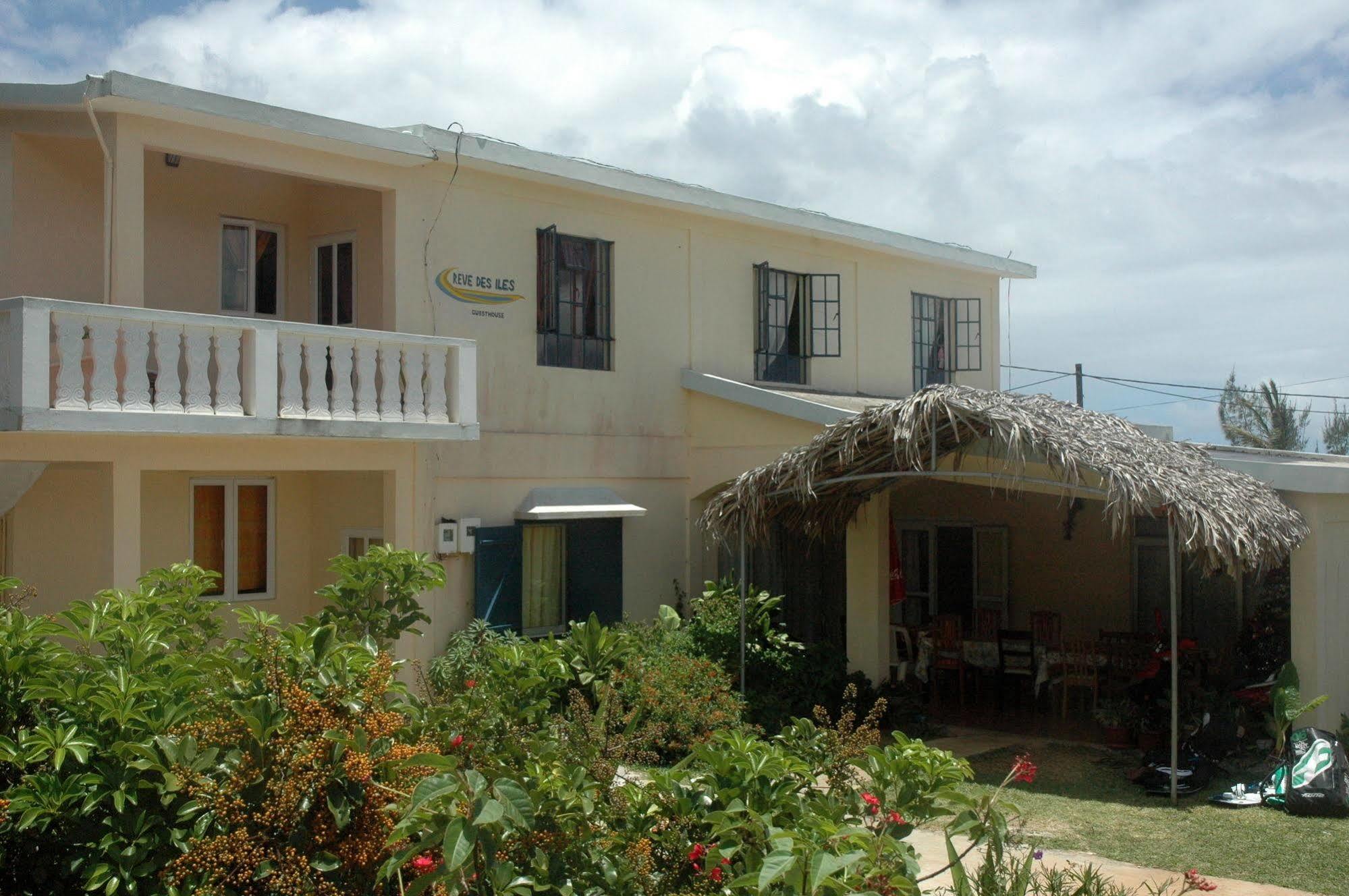 Reve Des Iles Guesthouse Gravier Kültér fotó